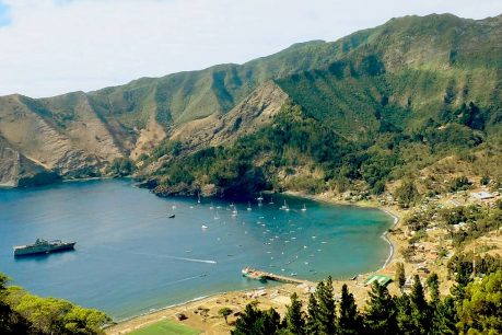 Alcalde de Juan Fernández confirma dos casos de Covid-19 luego de dos años sin el virus en la zona