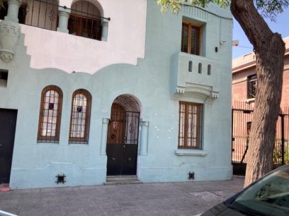 Gabriel Boric habría elegido su nueva residencia en el Barrio Yungay: Cuenta con 13 dormitorios, 9 baños y a 10 minutos de La Moneda