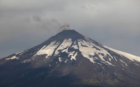 Caída de avioneta cerca de volcán Villarrica deja dos muertos y lesionados
