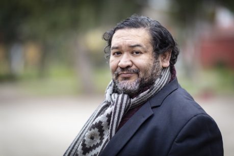 Salvador Millaleo: "La plurinacionalidad no puede ser sólo una palabra que no acarree una redistribución del poder interno"