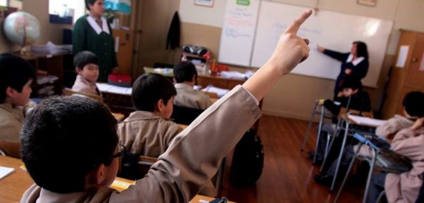 Carolina Melo, académica de la Universidad de los Andes y la educación en Chile: "La realidad es fuerte, los niños no se saben las letras en primero básico"