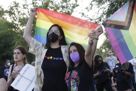 Matrimonio Igualitario: Desde hoy las parejas del mismo sexo pueden solicitar hora para casarse