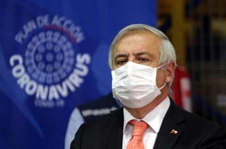 Ex ministro Mañalich emplaza al subsecretario Ahumada y acusa falta de contratos de vacunas contra el Covid: "Se ha preocupado sólo del TPP-11"