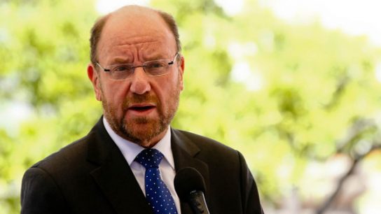 Ex ministro Alfredo Moreno y La Araucanía: "Si decimos que hay terrorismo, entonces hay que modificar la ley antiterrorista"