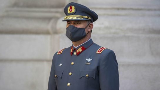 "Mi patrimonio es legítimo": General (r) Martínez hizo uso del derecho a guardar silencio en oficina de la ministra Rutherford