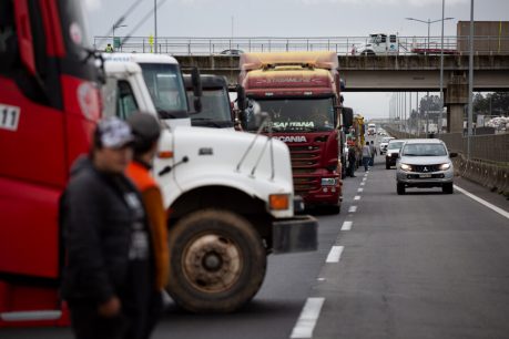 Gobierno da ultimátum a camioneros para despejar rutas: "Tienen hasta las 16 hrs"