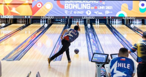 Directora de Santiago 2023 sobre Bowling en Happyland: "Más allá de que sea o no un centro comercial, cumple con los requerimientos técnicos"