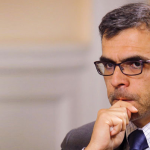 Luis Cordero: "Si llegase a ganar el Rechazo, es evidente que para llevar a cabo un nuevo proceso se requiere un acuerdo entre el Congreso y el Ejecutivo"