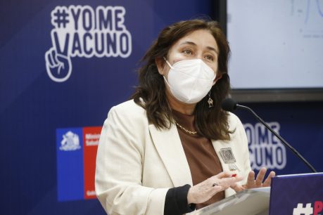 Ministra de Salud por baja de casos Covid ante Plebiscito y Fiestas Patrias: ''Tenemos buenas cifras pero no podemos relajarnos''