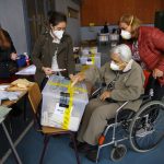 Servel: Los adultos mayores no están exentos de la obligatoriedad del voto