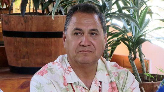 Alcalde de Rapa Nui, Pedro Edmunds, emplaza a "los legisladores" a respetar los escaños reservados