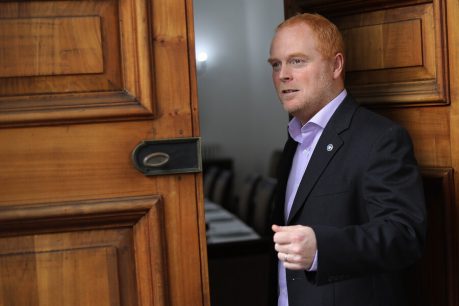 Senador Edwards tras renuncia de Jackson: “El Frente Amplio quedó sin relato y sin discurso, y resultaron ser mucho peores que todos”