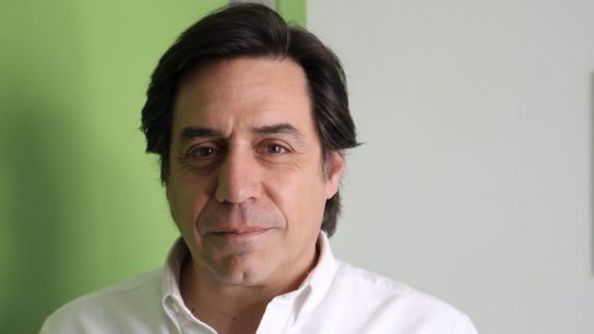 Economista Guillermo Larraín explica por qué el Imacec de agosto no tuvo variaciones
