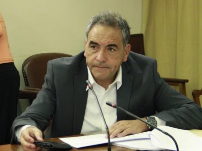 Fidel Espinoza (PS) arremete contra ministro Jackson: "Es el líder de los que traicionaron al presidente Boric"