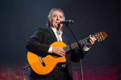 Serrat se despidió del público chileno en concierto con grandes éxitos y cercanía