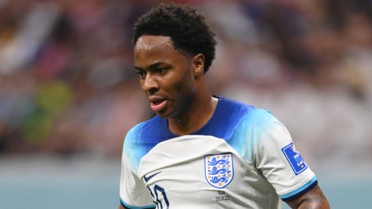 Sterling se va de Qatar 2022 y no jugará contra Francia: Su familia sufrió un asalto en Inglaterra