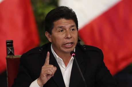 Jorge Sanz, analista internacional, sobre crisis en Perú: "Pedro Castillo quedó absolutamente solo"