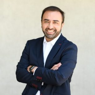 Rodrigo Arellano ante un eventual cambio de gabinete: "El presidente tiene mucho menos donde poder echar mano"