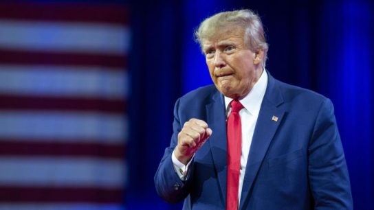 Patricio Zamorano explica los cargos criminales que se le imputan a Donald Trump