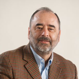 Eugenio Guzmán: "Haber incorporado elementos de la orientación sexual del ministro ha abierto la discusión en un ámbito que no tendría que ver con la acusación"