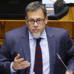 Senador Lagos Weber por estrategia nacional de litio: “Si alguien está soñando en estatizar, no hay espacio político para eso"