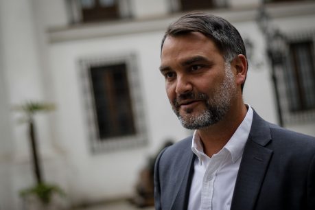 Senador Macaya (UDI) se distancia de Republicanos: "Existen diferencias muy de forma y eso es casi tan importante como el fondo”