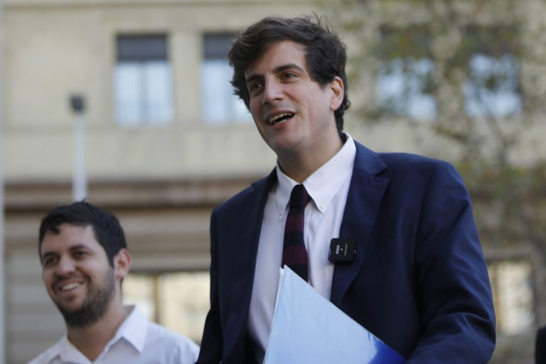 Diego Schalper, diputado de RN: "En la Comisión de Seguridad del Senado, no hay ningún proyecto del Ejecutivo en tabla"