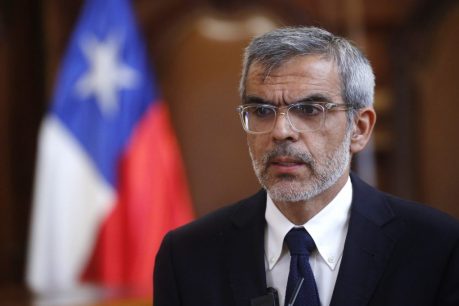 Ministro Cordero respalda gestión de Patricio Fernández y llama a cuidar la conmemoración de los 50 años