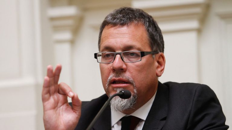 Senador Lagos Weber: “Hay sectores que todavía no asimilan lo que ocurrió el 7 de mayo”