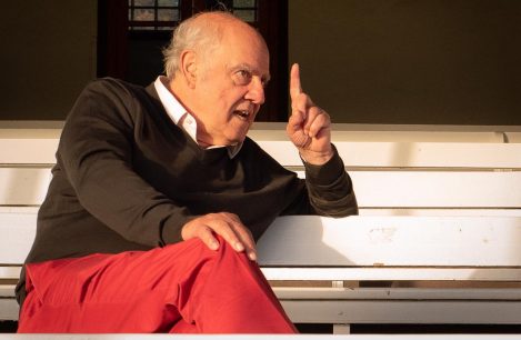 Agustín Squella, exconvencional constituyente: "Creo que estamos viviendo una suerte de involución conservadora"