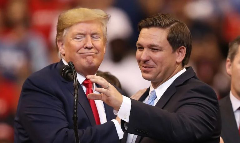 Columna Internacional: Ron DeSantis v/s Donald Trump, la batalla que definirá al Partido Republicano en EEUU