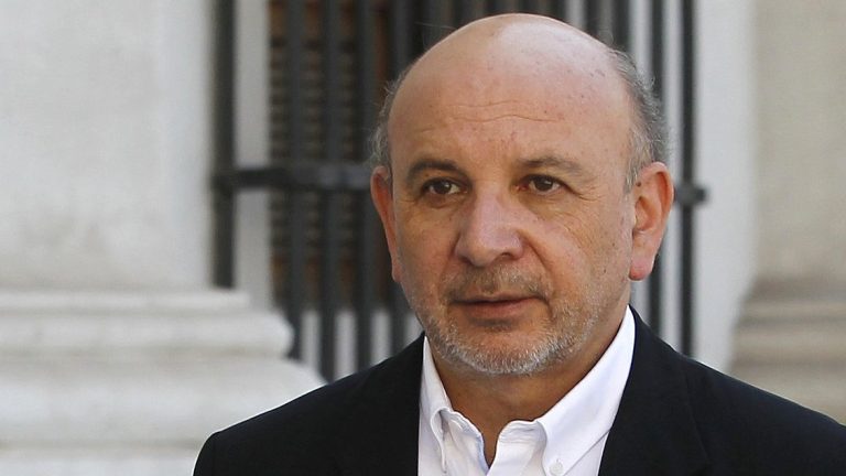 Senador Castro acusa “voluntarismo” del Gobierno en plan “Gas a precio Justo”