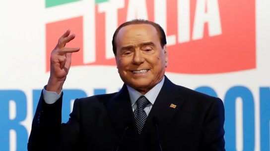 Cony Stipicic: "A Silvio Berlusconi se le puede considerar el padre del populismo moderno"