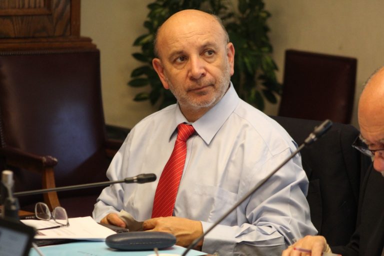 Juan Luis Castro (PS) sobre el caso Convenios: "La primera reacción del gobierno fue tal vez demasiado ingenua"