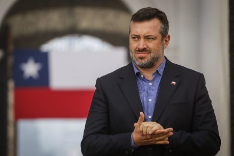 Sebastián Sichel y robo de computadores: "La permanencia de Giorgio Jackson en el Ministerio es inviable hace tiempo"