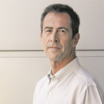 Economista Alejandro Fernández: "Si se rechaza el proyecto de constitución será malo, ya que mantendrá la incertidumbre institucional abierta"