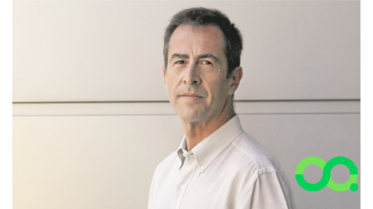Economista Alejandro Fernández: "Si se rechaza el proyecto de constitución será malo, ya que mantendrá la incertidumbre institucional abierta"
