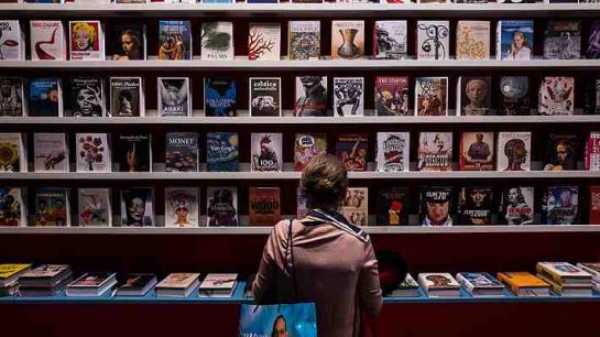 Sergio Parra por Bienal de Venecia: “Te pasaron una casa, pero tenías que vivir con un tío adentro que no conocías y que no sabías como se iba a comportar”