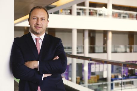 Exsubsecretario de Hacienda por nula variación en Imacec de septiembre : "No podemos alegrarnos por esto"