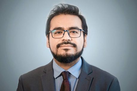 Economista Juan Bravo vincula el alza en la tasa de desempleo con el debilitamiento de la actividad económica