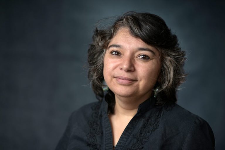 Lidia Casas, académica del Centro de DD.HH de la UDP por pensiones de gracia: "Lo que se quizo hacer bajo la administración Piñera, es nunca jamás hablar de reparación"