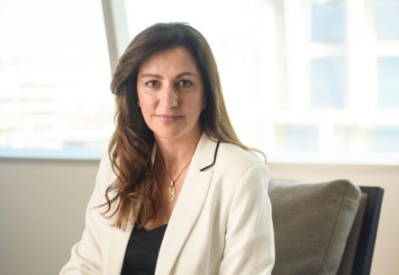 Cámara de Comercio de Santiago por impacto del plebiscito en ventas previas a navidad: "Nos estamos farreando un día para el comercio formal"