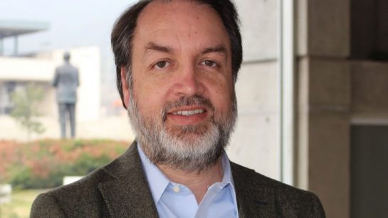 Gonzalo Müller, académico UDD: "Dejemos tranquila la Constitución, avancemos en políticas públicas que se hagan cargo de los problemas"