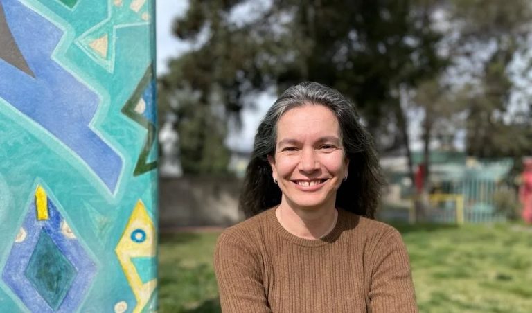 Paula Montes por presupuesto educacional: "Necesitamos de una política pública que le de un financiamiento estable a la modalidad de reingreso"