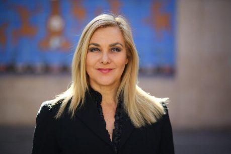 Pamela Jiles por formalización contra Cathy Barriga: "Es una genia (...) logra que estemos más preocupados de si se peleó o no con su marido"