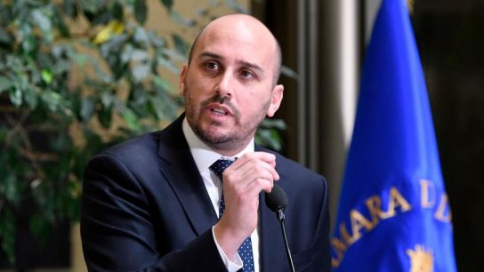 Diputado Longton (RN) por pensiones de gracia: "Acá hubo un proceso viciado"