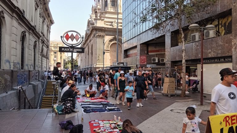 Gerenta de la Asociación de Turismo y Comercio de Santiago: "Estamos emplazando a la alcaldesa al diálogo"