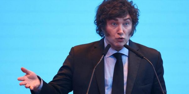 Colombia expulsa a diplomáticos argentinos tras declaraciones de Milei en contra de Petro