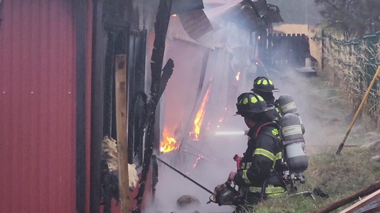 Directora del Colegio Patagonia de Coyhaique tras incendio: "Vamos a salir adelante"