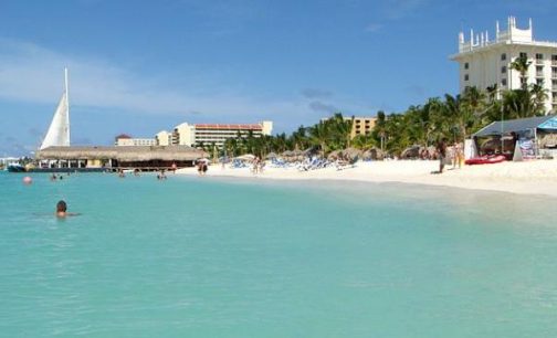 Aruba: Playas de ensueño y aventuras en el Caribe